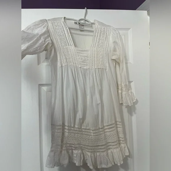 Fun, flowy blouse - Picture 2 of 3